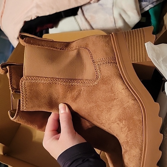 ZODIAC Womens Teresa Chelsea Boot Size 7.5 - Picture 2 of 7